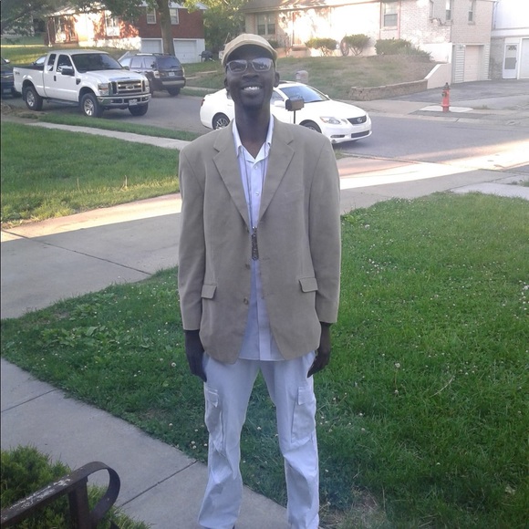 Meet your Posher, Richard - Picture 1 of 1